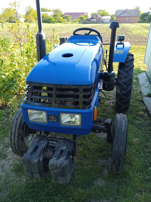 Трактор DF.250..