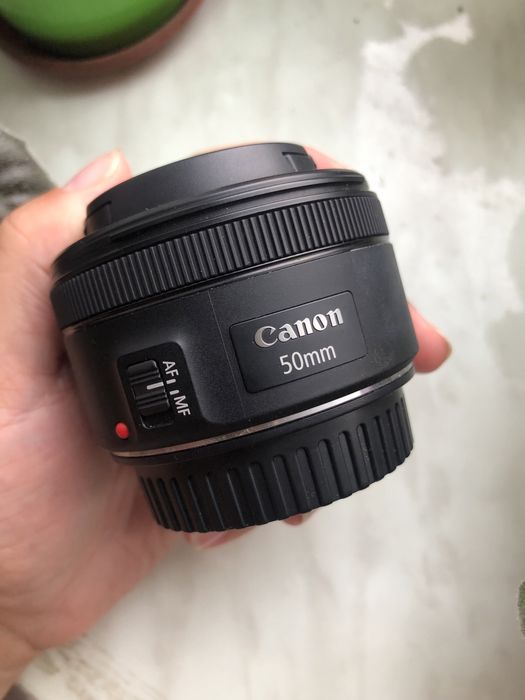 Об'єктив Canon EF 50 mm f/1.8 STM