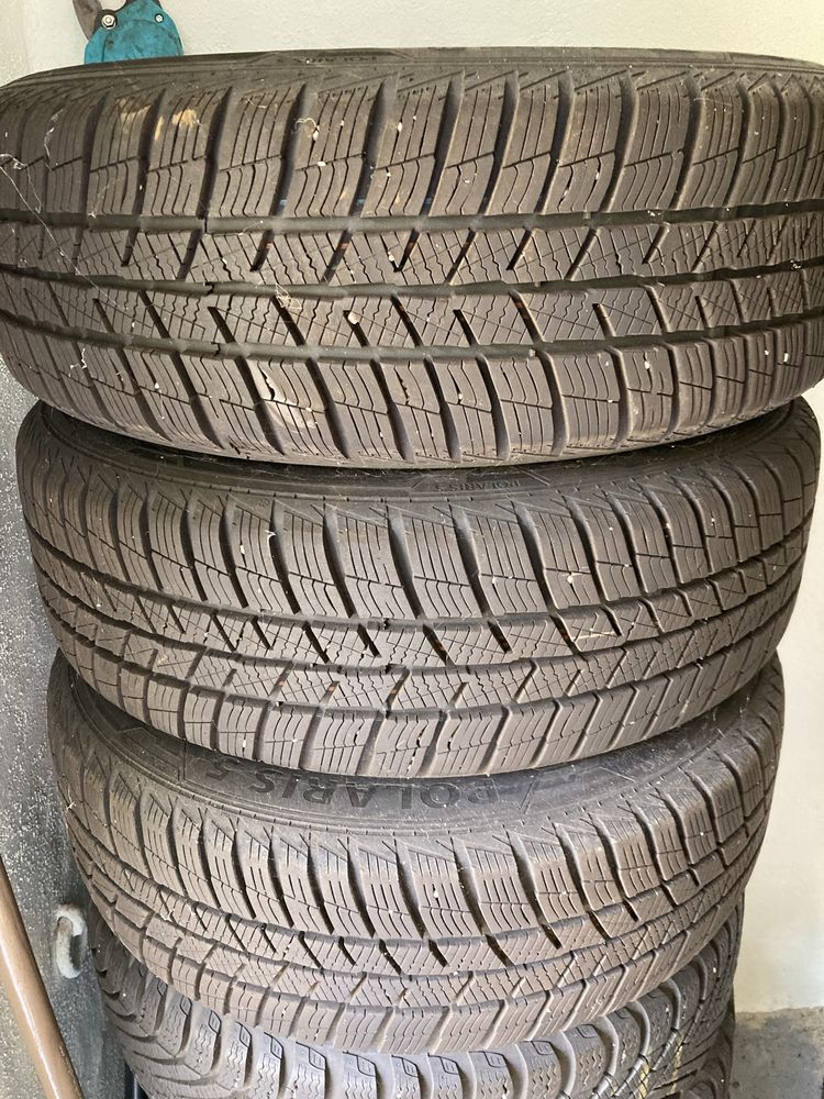 Opony zimowe na felgach stalowych 185/60/R15 T