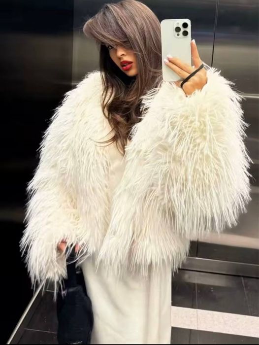Жіноча шуба біла тепла лама тренд тедді хутро зімна нова