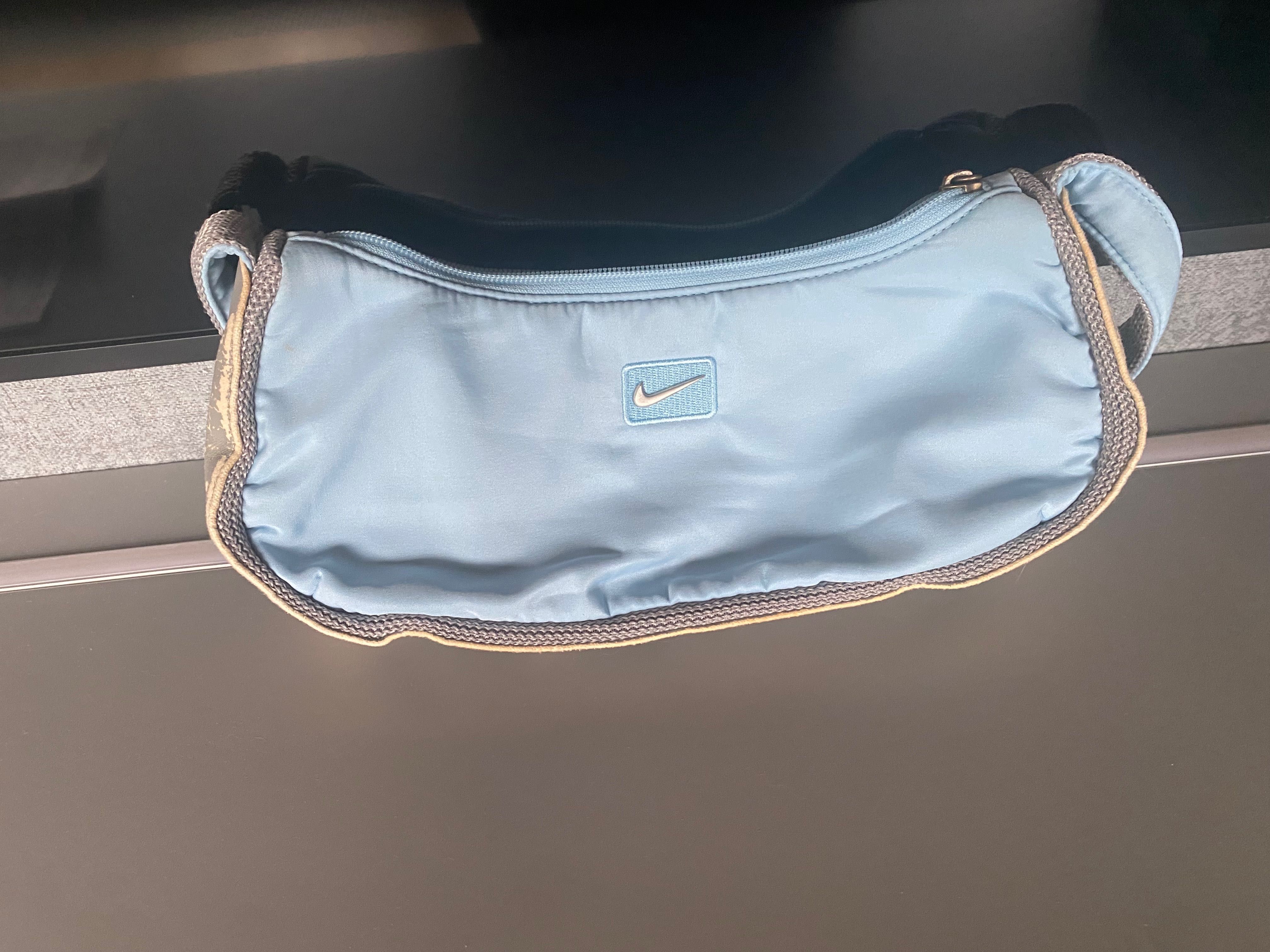 Torebka Nike na ramię/do ręki