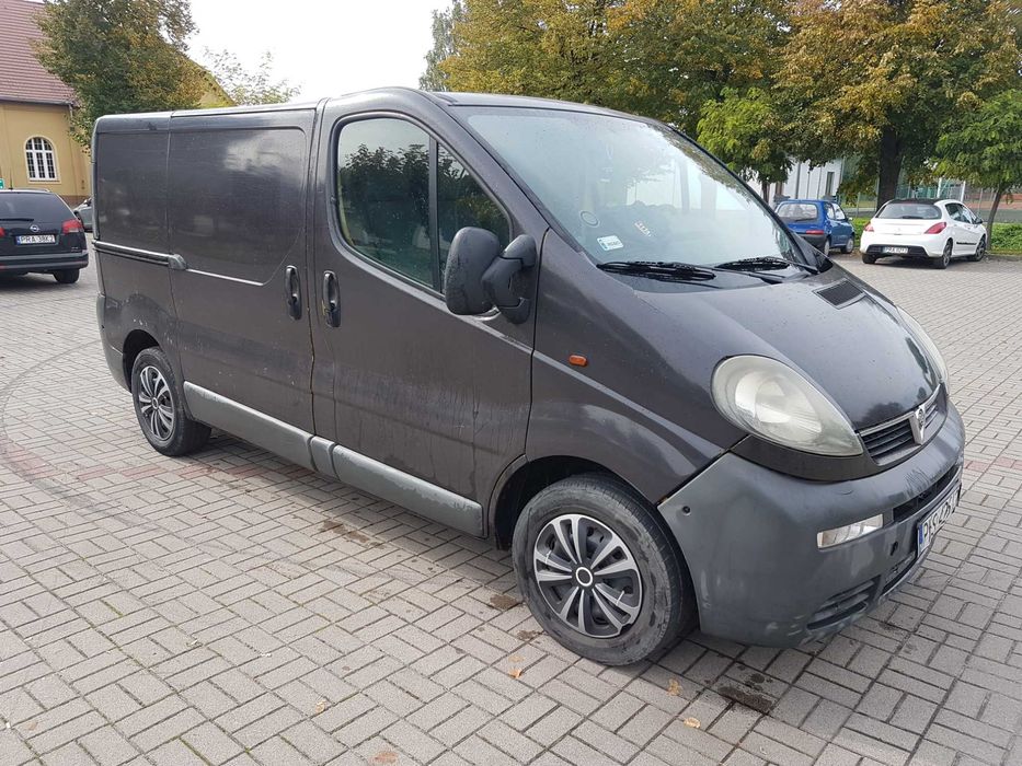 Trafic vivaro primastar 1.9dci zadbany sprawny oplacony