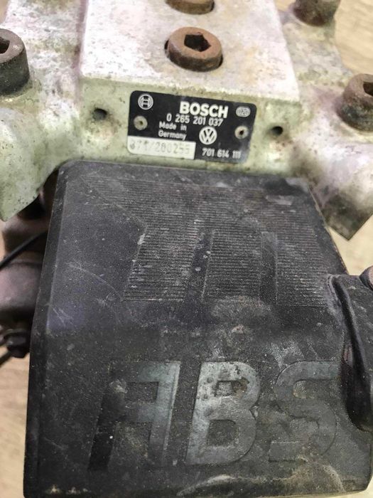 Блок насос АБС Фольксваген Т-4 (0 265 201 037)