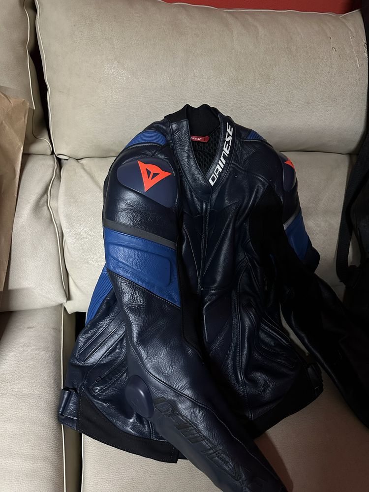 Casaco mota dainese tamanho 48 pele