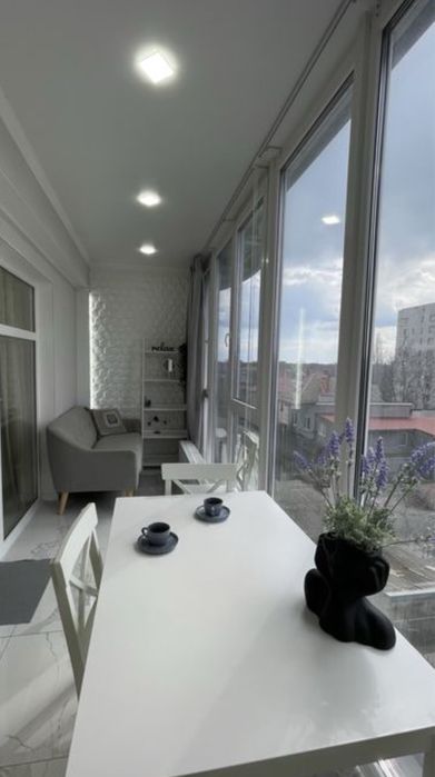 СДАМ квартиру с евроремонтом, ЖК море