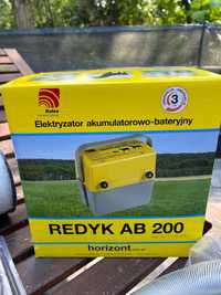 Zestaw elektryzator Redyk AB 200, panel solarny Led.