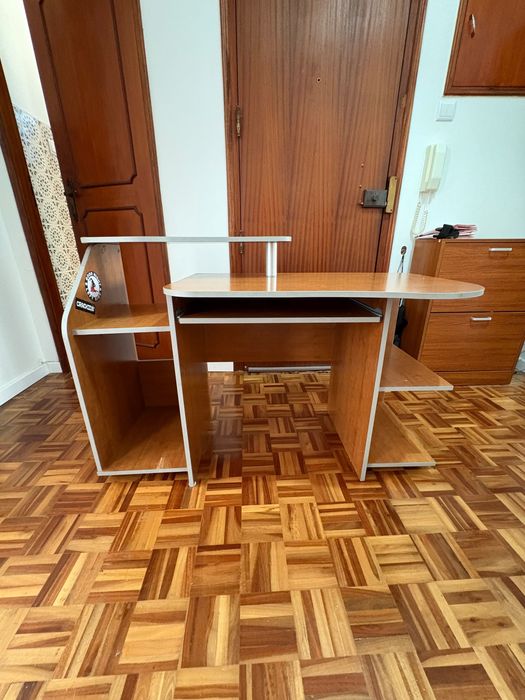 conjunto de móveis, mesa /tv, secretária