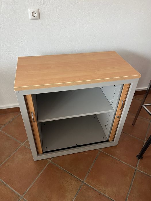 Armário de escritorio