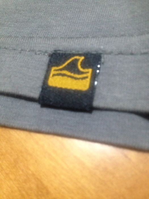 T-shirt Deeply