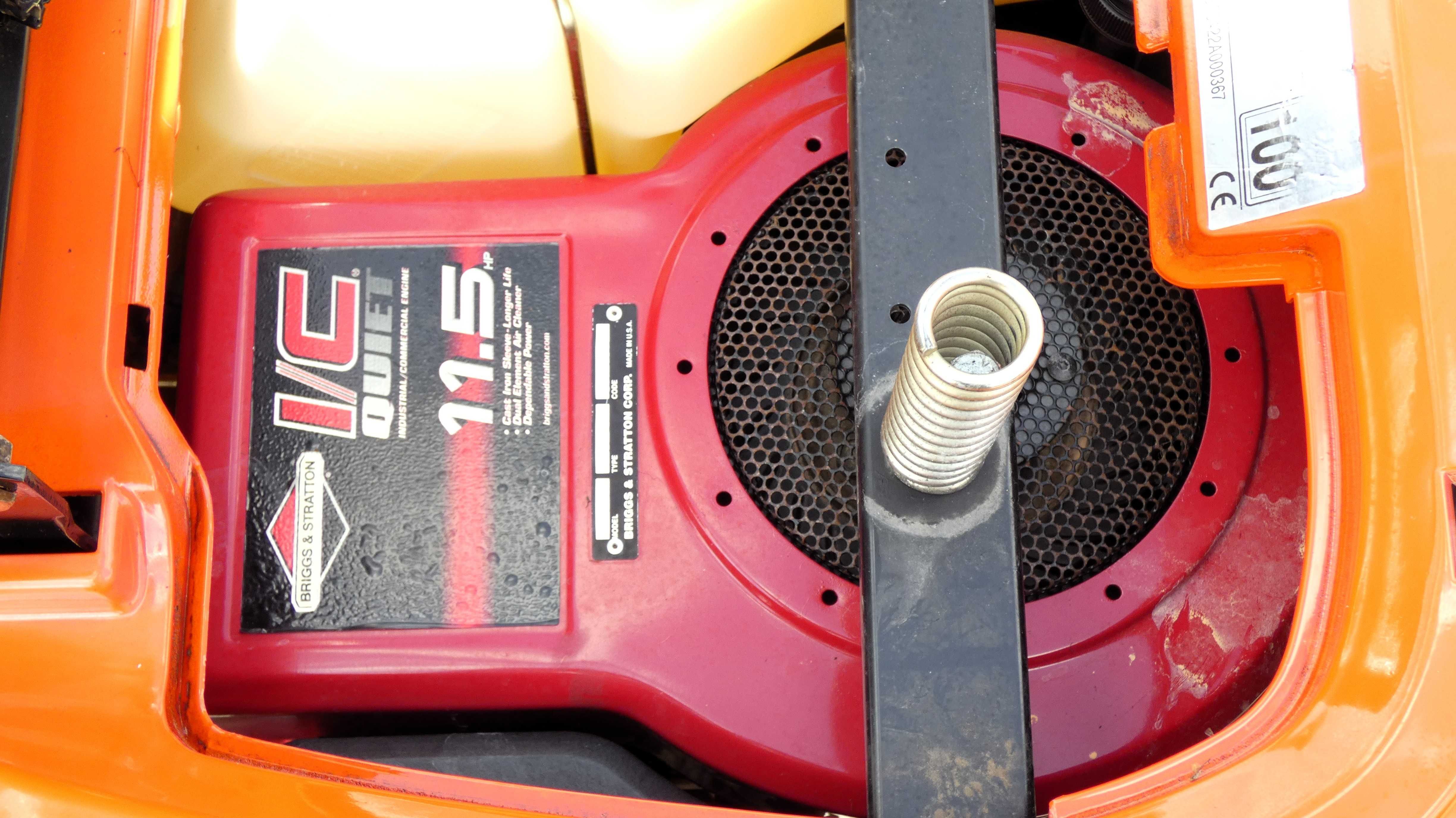Traktorek kosiarka Sabo Briggs&Stratton (100702.5) - Baras