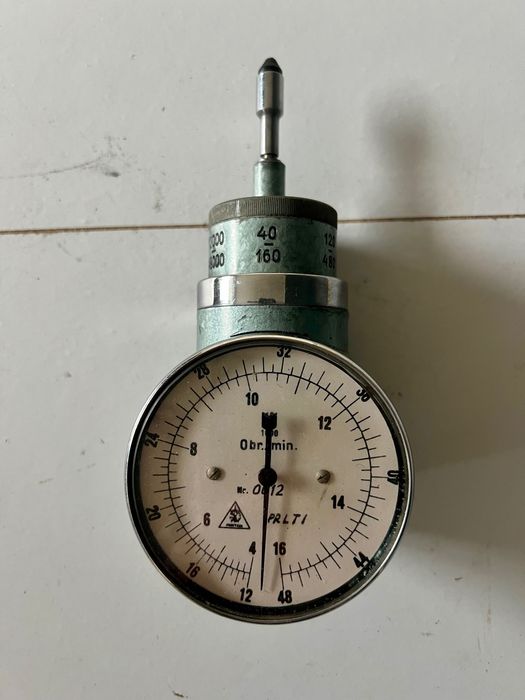 Ręczny obrotomierz / tachometr PRL – miernik prędkości