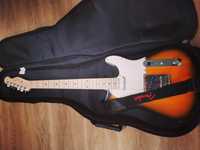 Vendo Guitarra Squier Affinity + saco de transporte Fender .