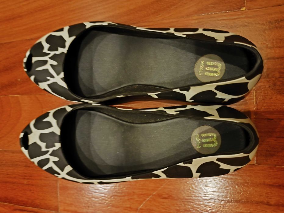 Sapatos Melissa novos