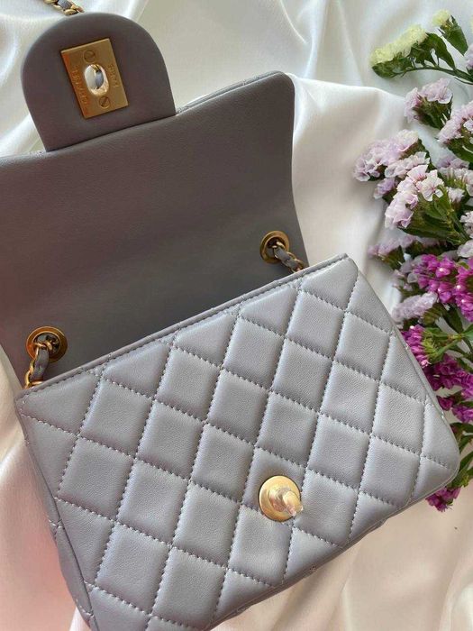 Сумочка Chanel, оригинал, с документами