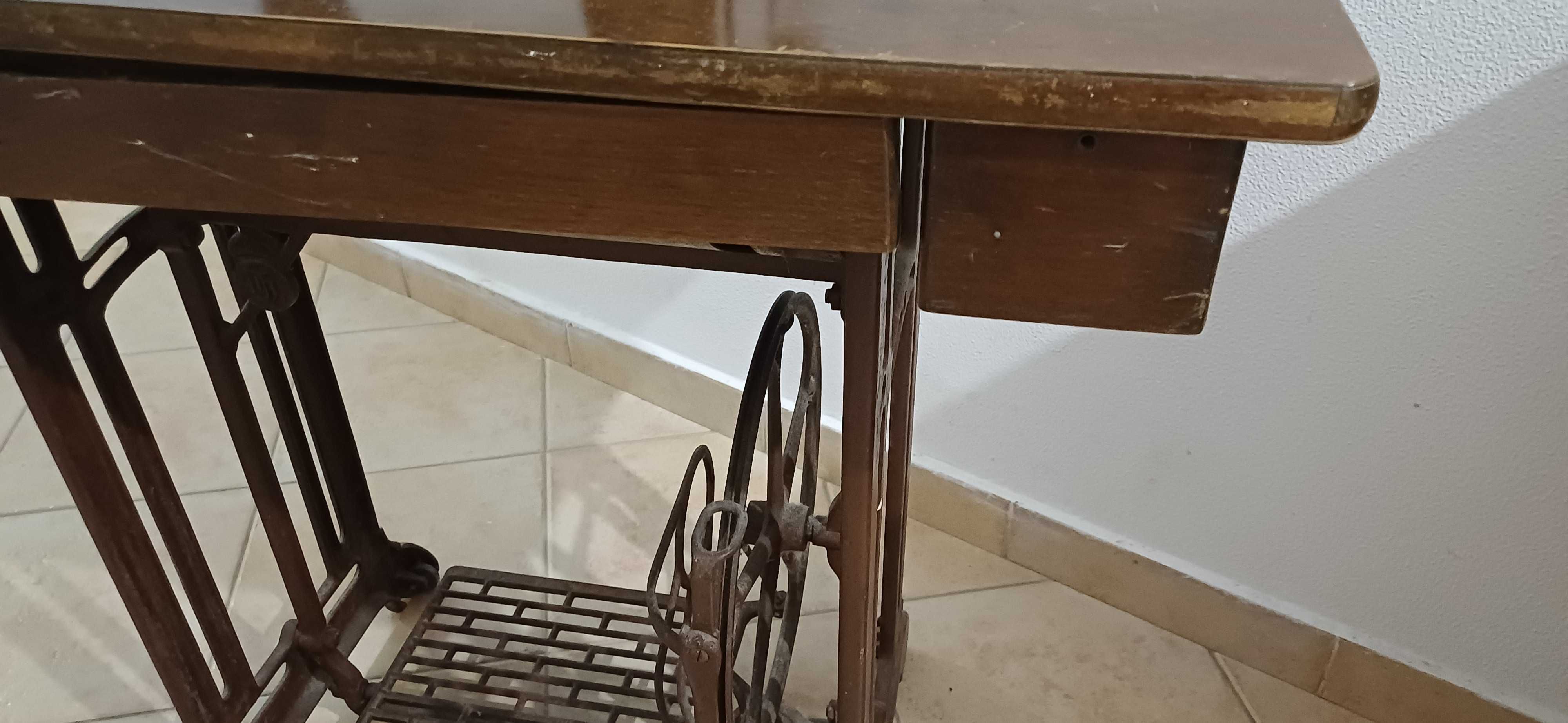 Maquina de costura Husqvarna