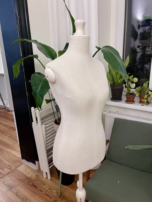 Manekin krawiecki damski S