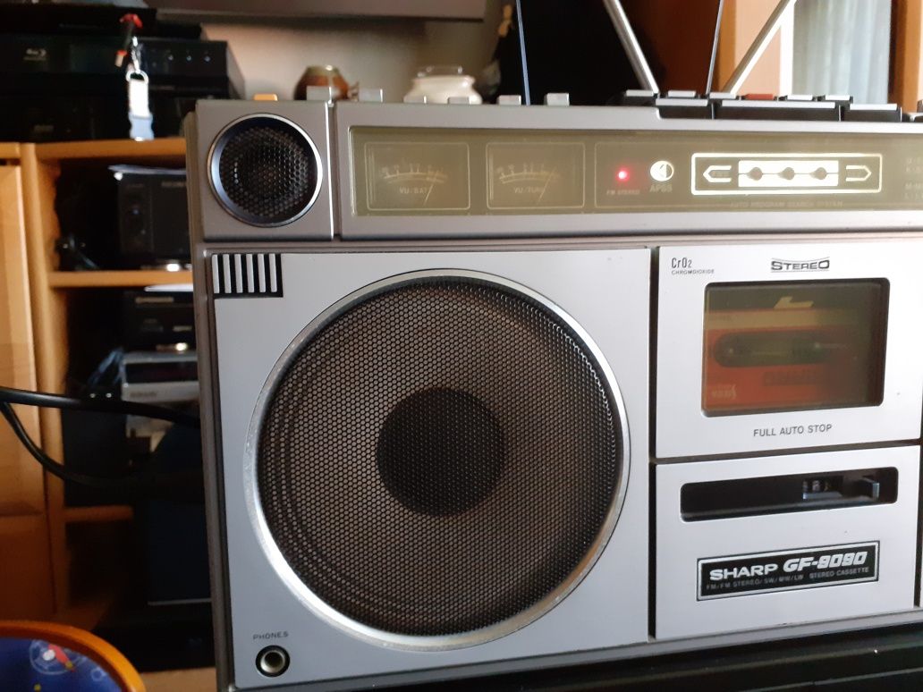 Sharp Gf 9090 Bumbox  Vintage