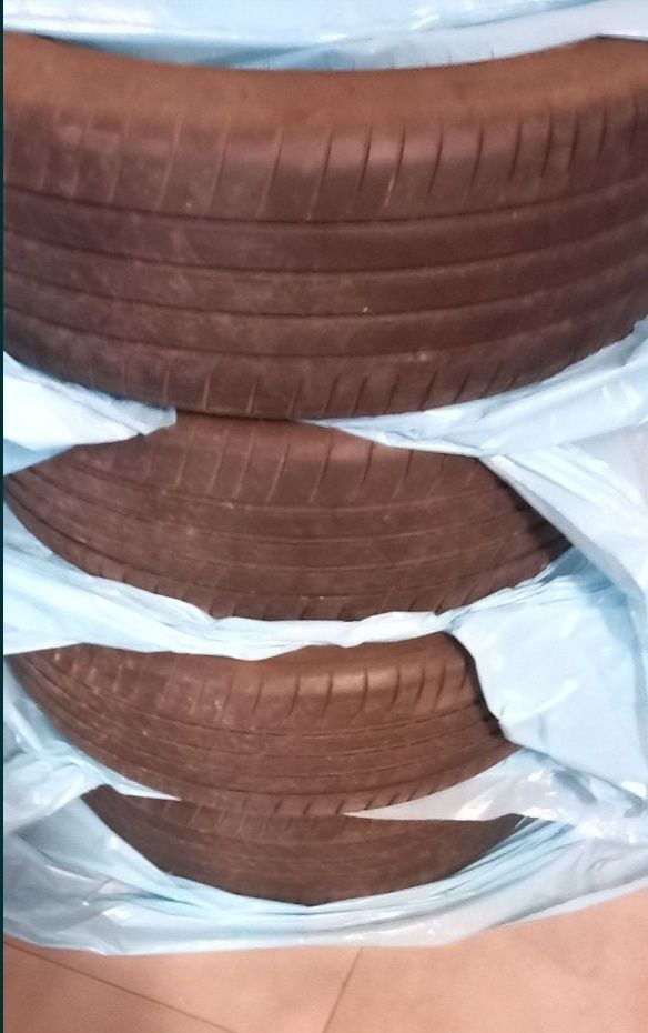 Opony letnie Bridgestone Turanza 215/60/R17