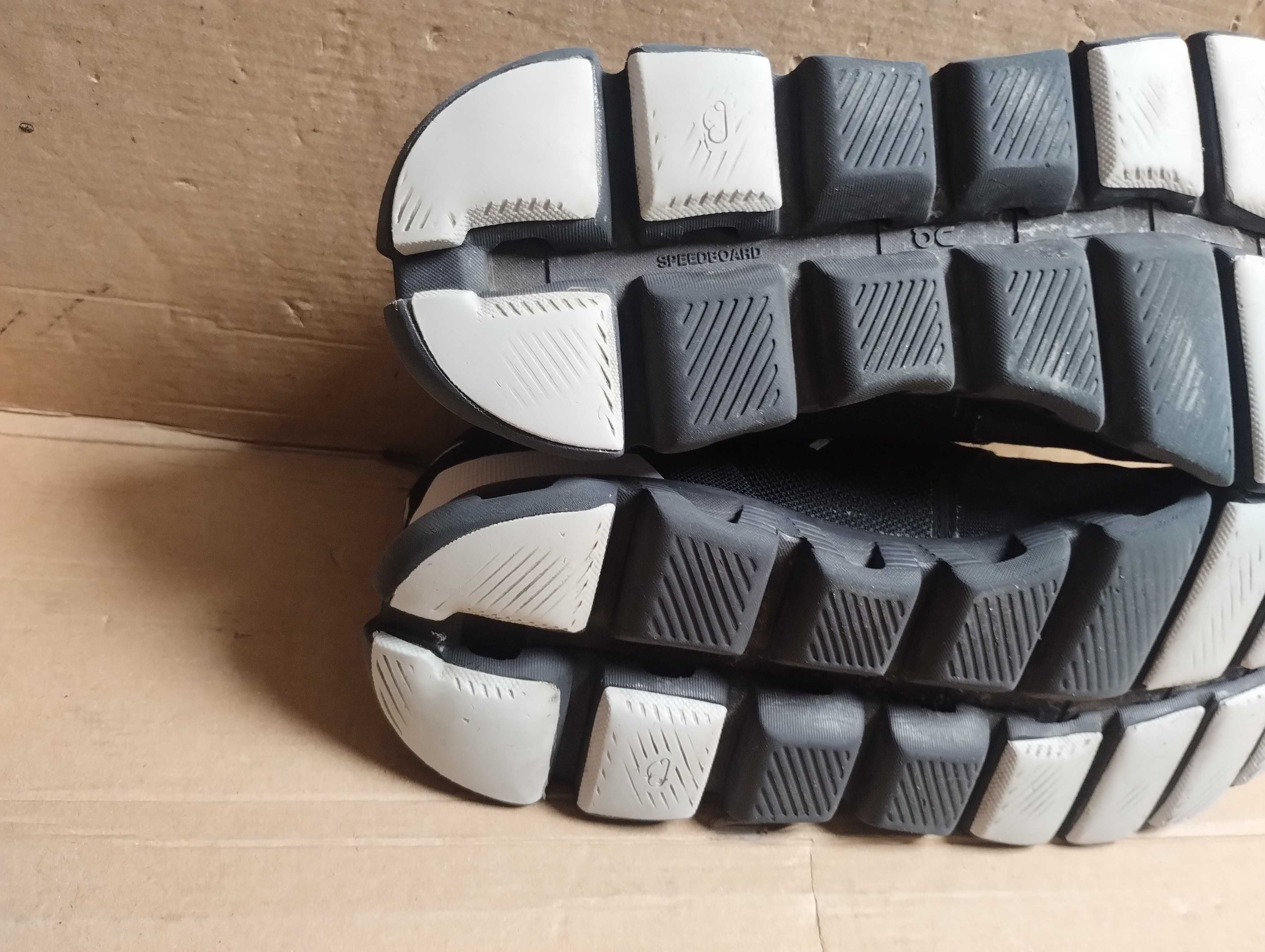 Buty do biegania sneakersy ON Running Cloud X roz 47
