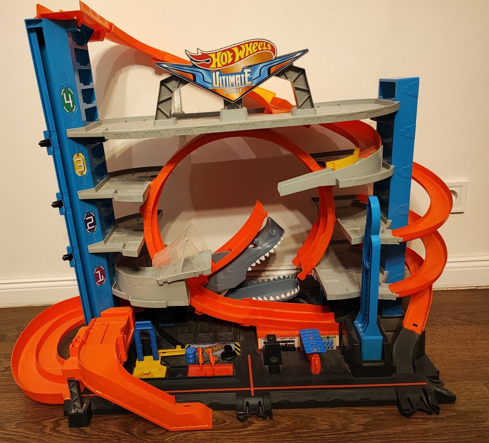 Hot wheels ultime garage