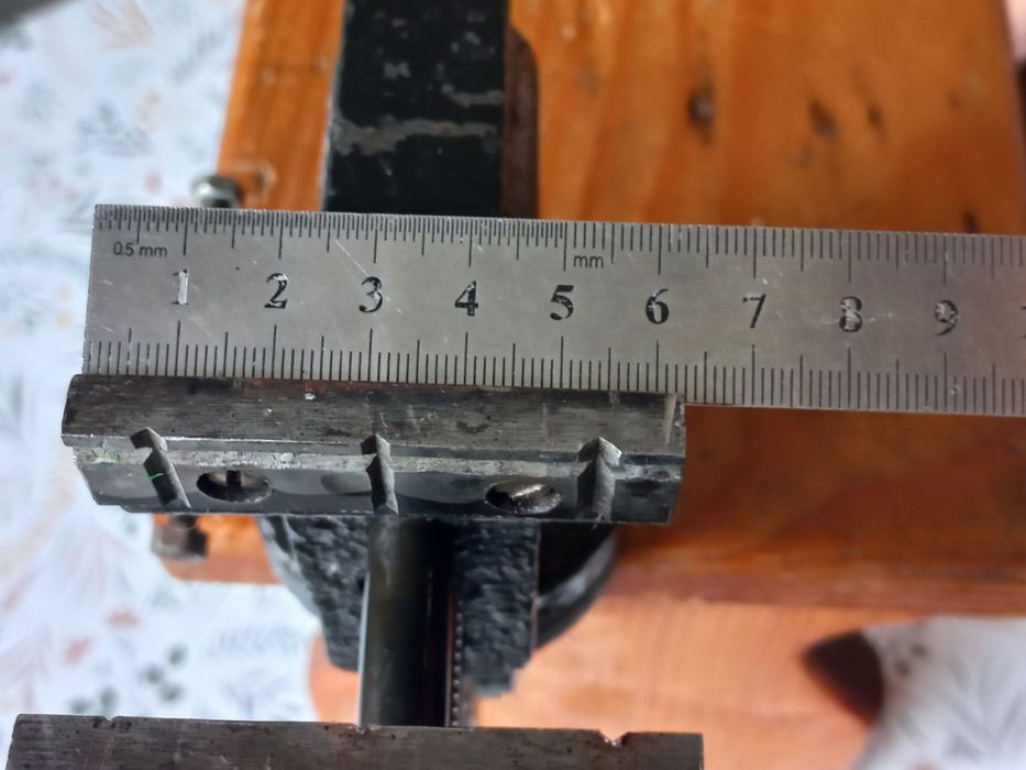 Тиски поворотные  слесарные 60 мм СССР