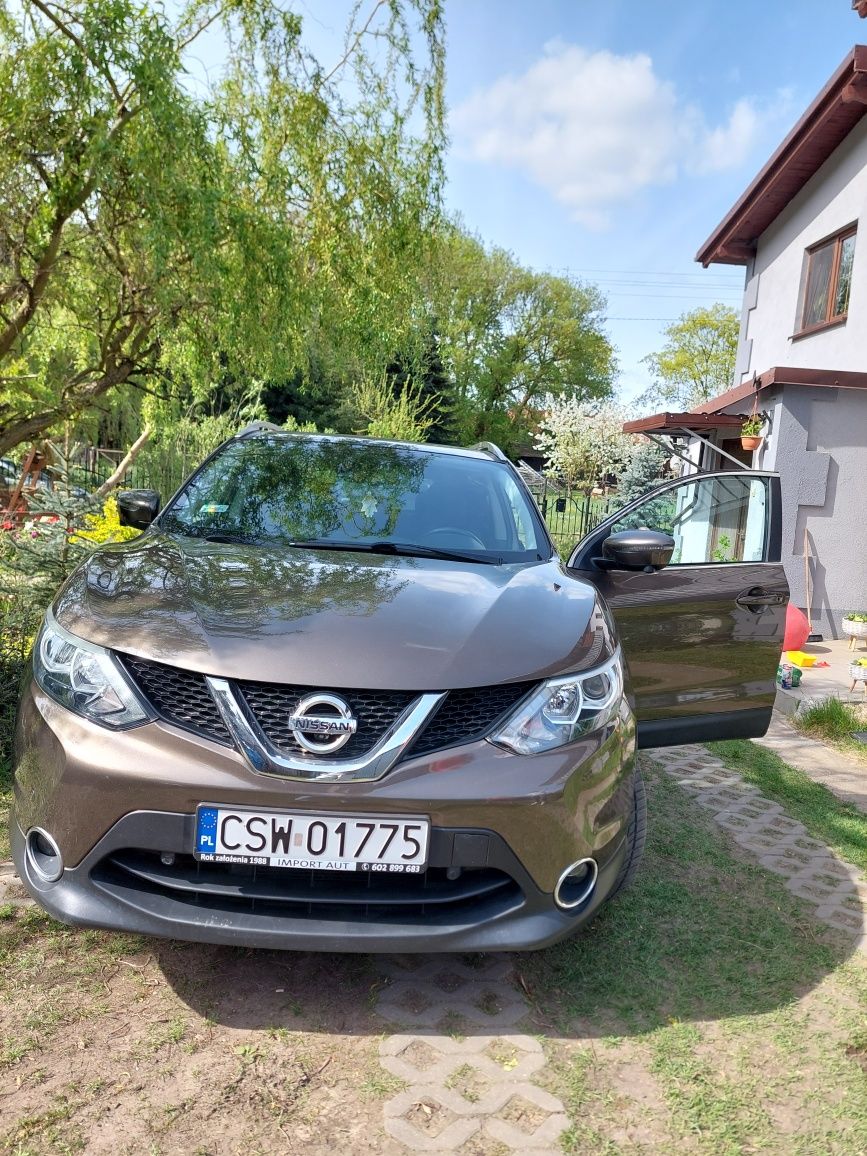 Nissan Qashqai 2 Tekna 1.2