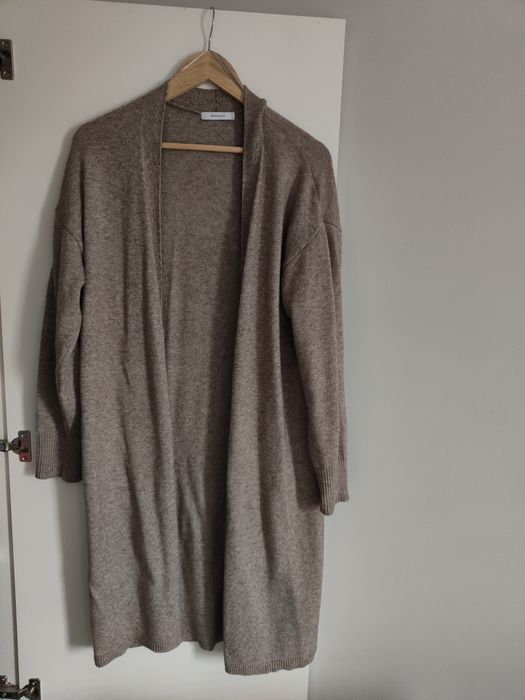 Sweter narzutka Reserved S