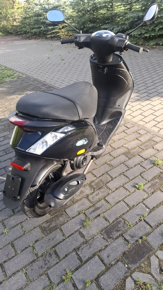 Piaggio Zip 4t Super Stan