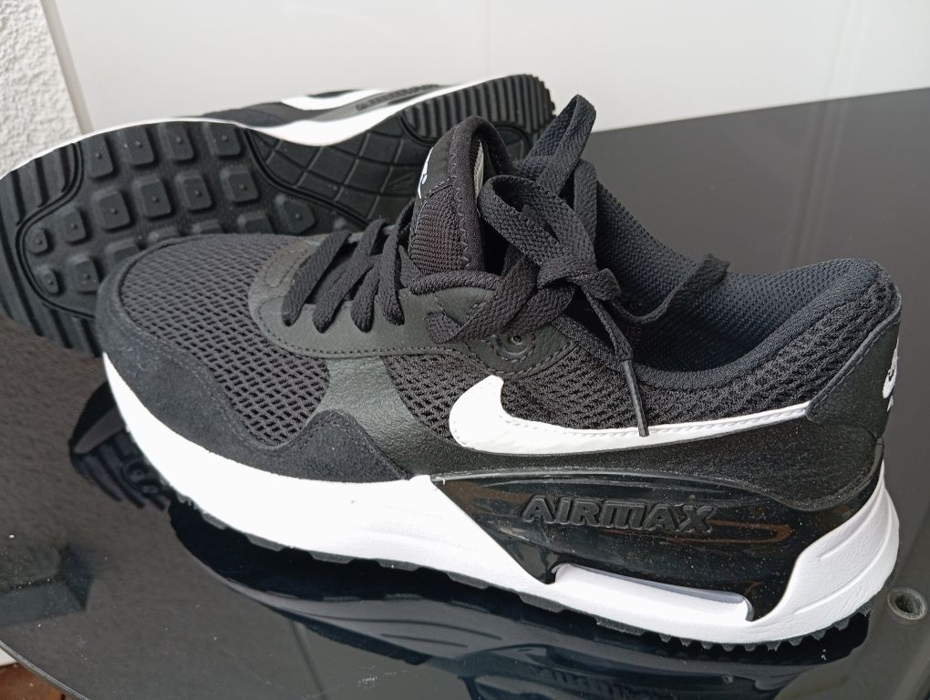 R. 40.5 Nowe buty Buty Air Max System Black lekkie czarne