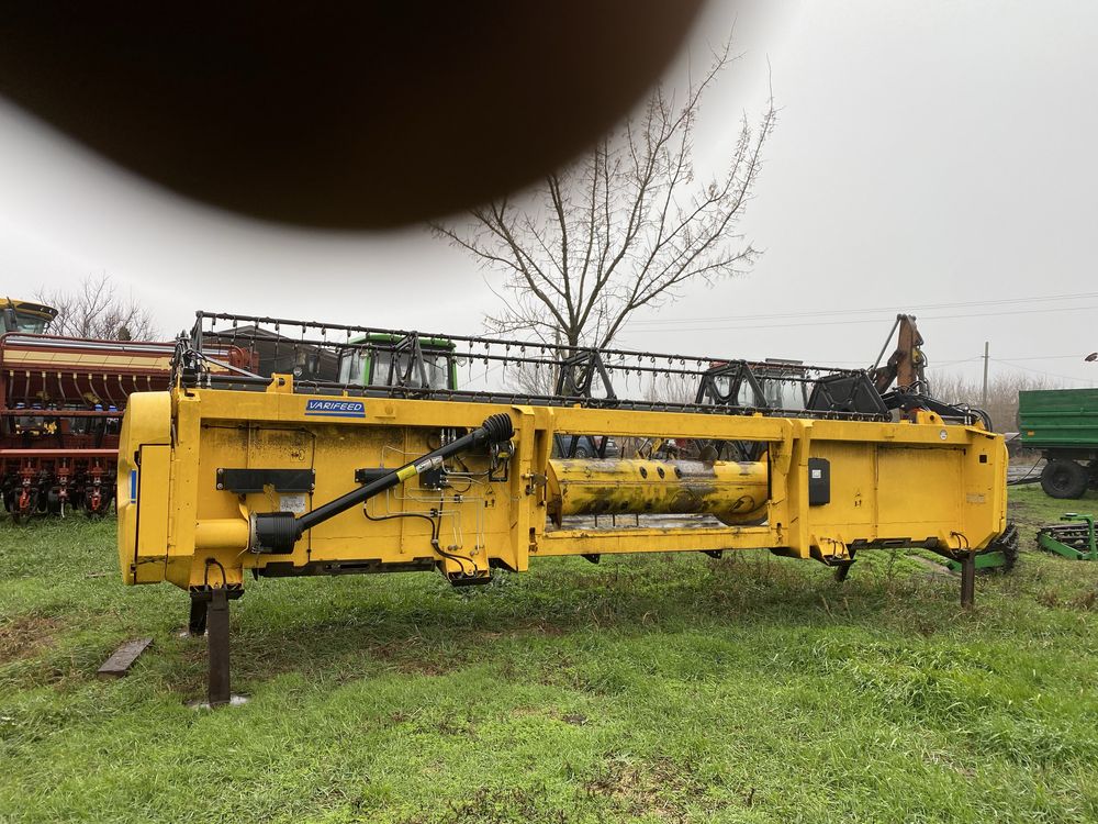 Продам комбаин NEW HOLLAND TC 5.90