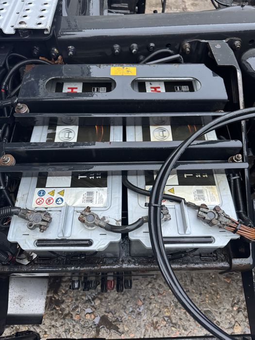 Акб Bosch 180a/ч в хорошем состоянии.