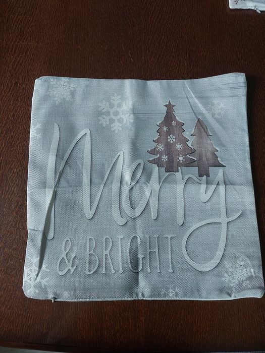 Sprzedam nowe poszewki świąteczne 40x40