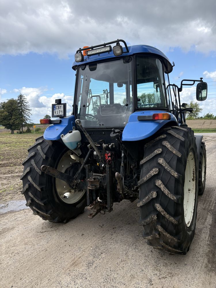 New holland td80d z ładadowaczem czołowym