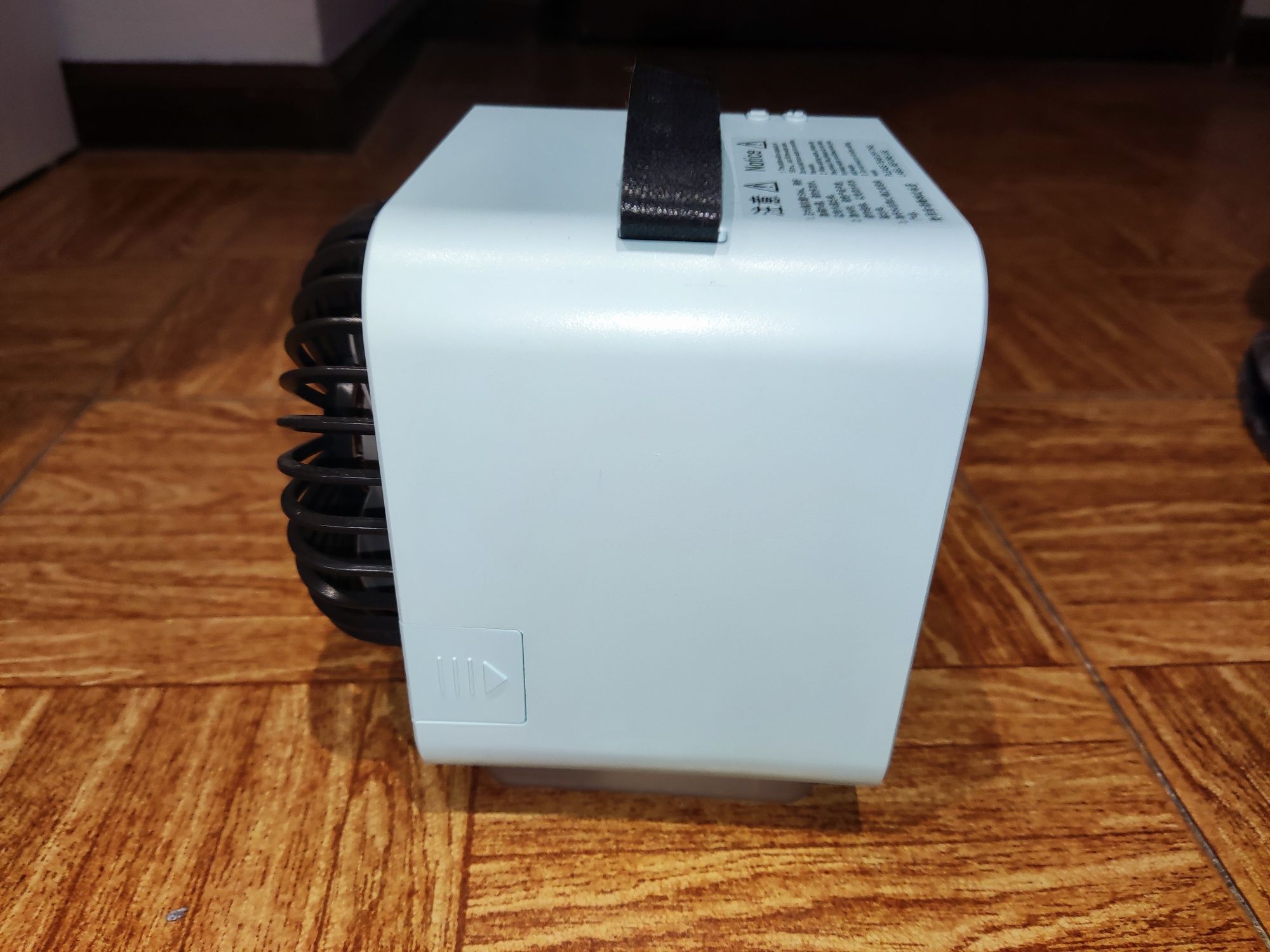 Mini ar condicionado/ventoinha como novo