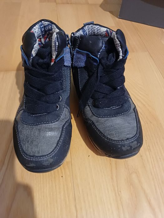 Тёплые ботинки на молнии шнурки 19-19,5 см стелька 31 размерClibee