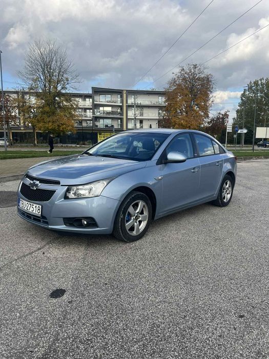 Chevrolet Cruze 1.6 benzyna 2009 rok
