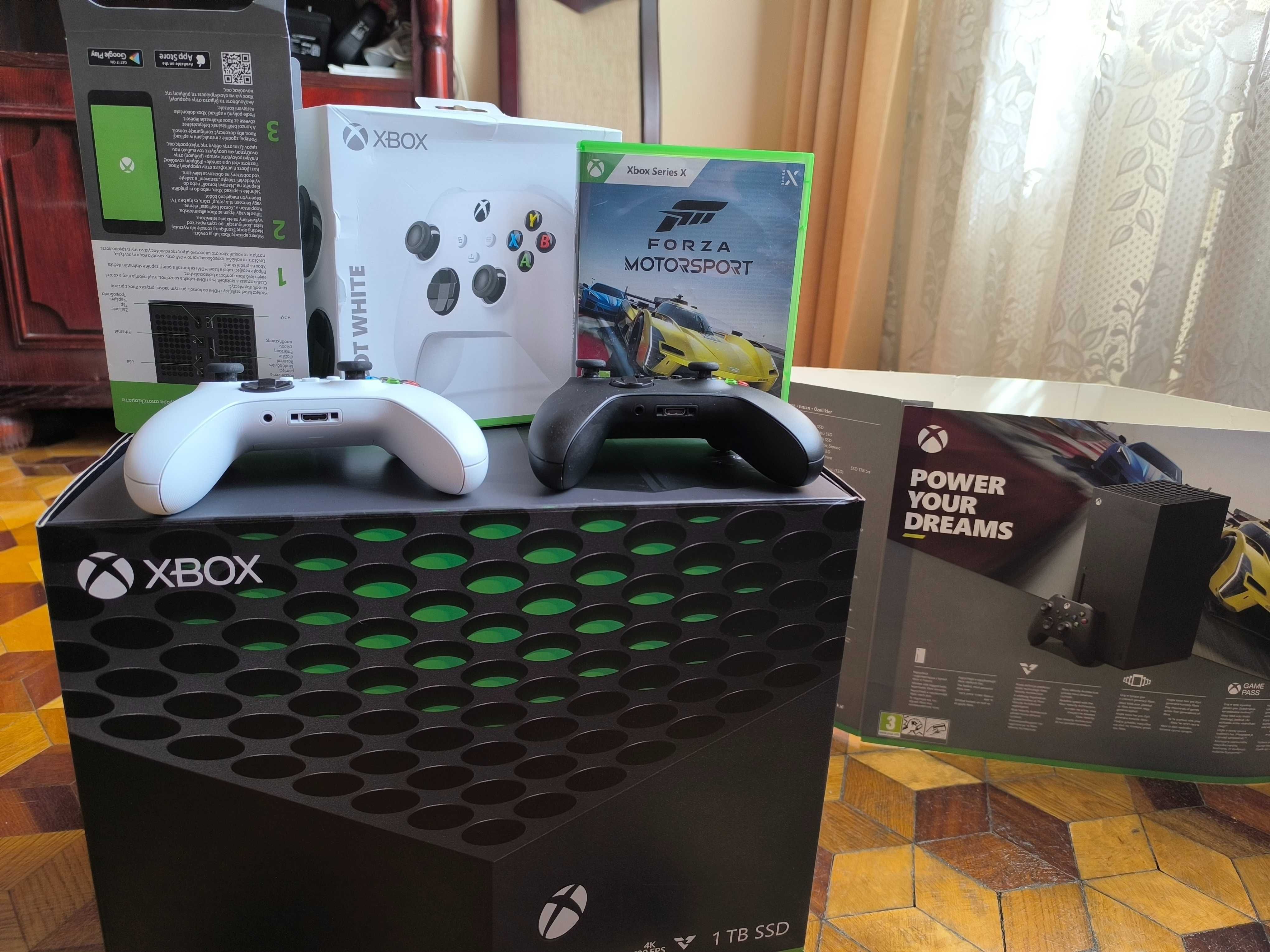 Xbox series X 1 TB SSD + 2 oryginalne pady + gra Forza Motorsport