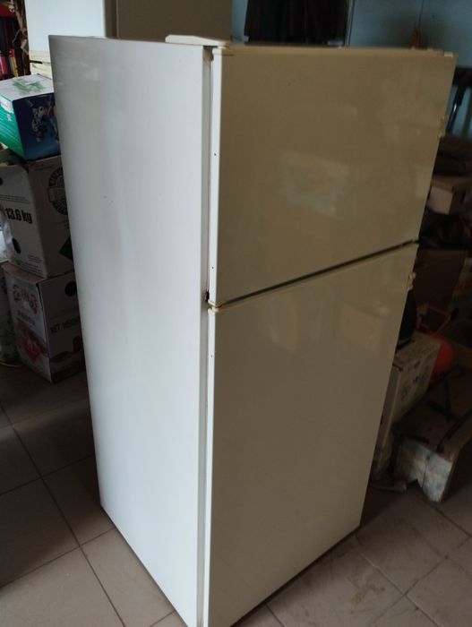 Холодильник Whirpool