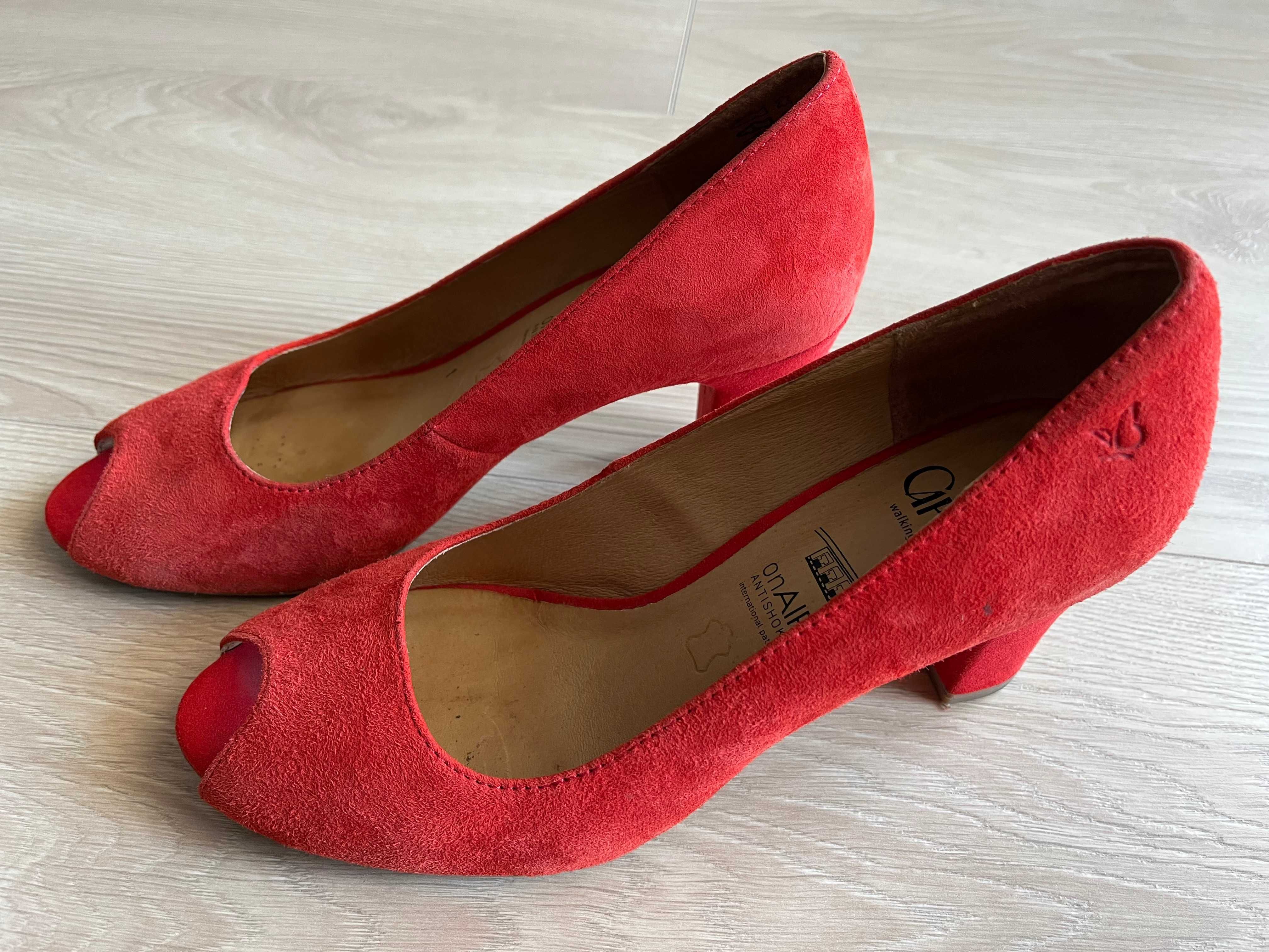 Półbuty Caprice 9_29200_24 Red Suede rozmiar 38,5