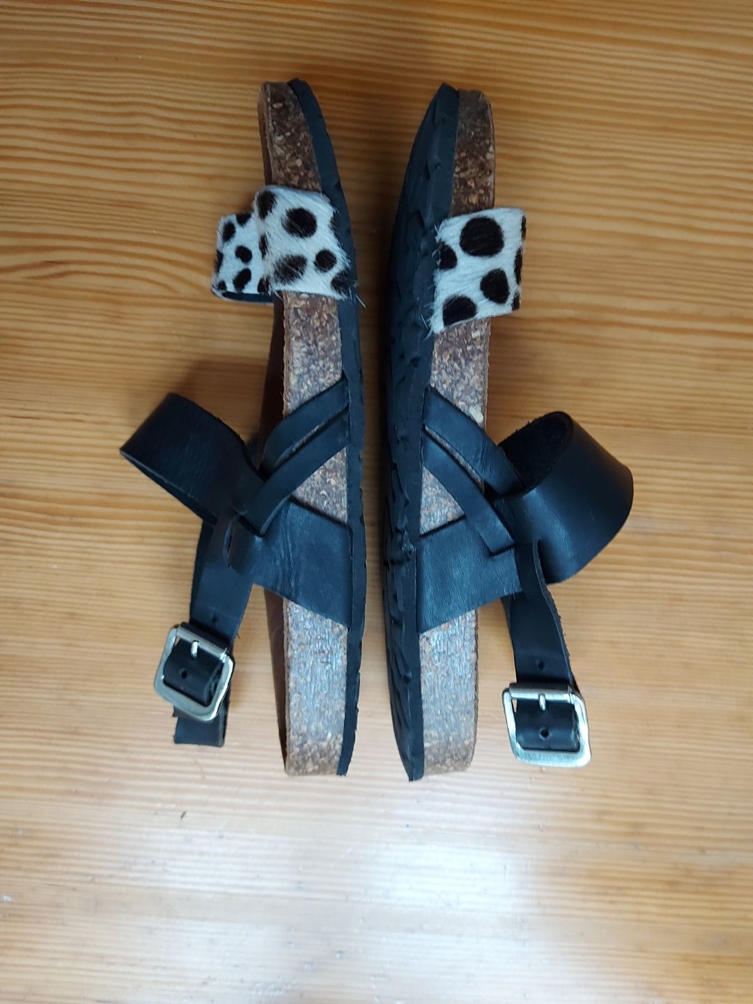 Шкіряні ортопедичні босоніжки як Birkenstock