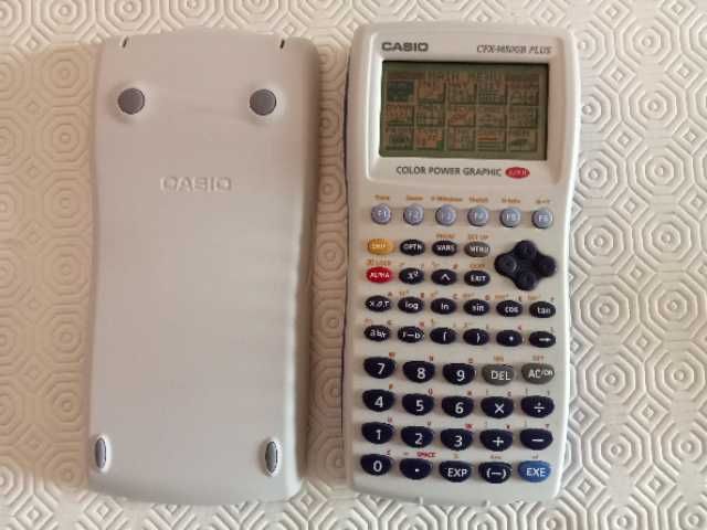 Calculadora gráfica Casio CFX-9850GB PLUS