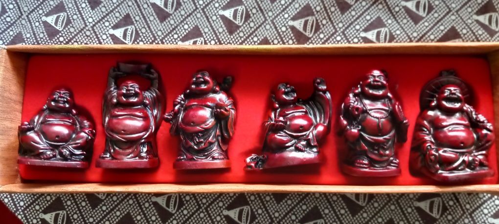 5 Figurinhas buda