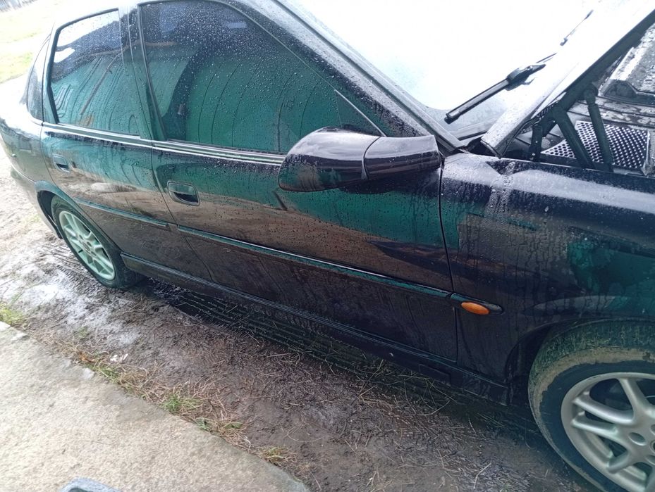 Продам вектра б,дизель