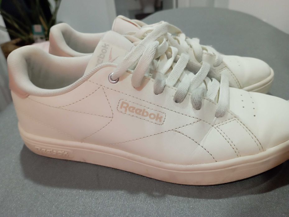 Sapatilhas mulher Reebok tamanho 37 quase novas