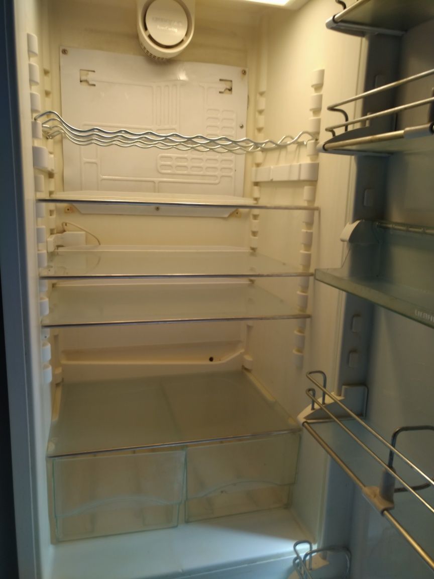 Продам холодильник  либхер