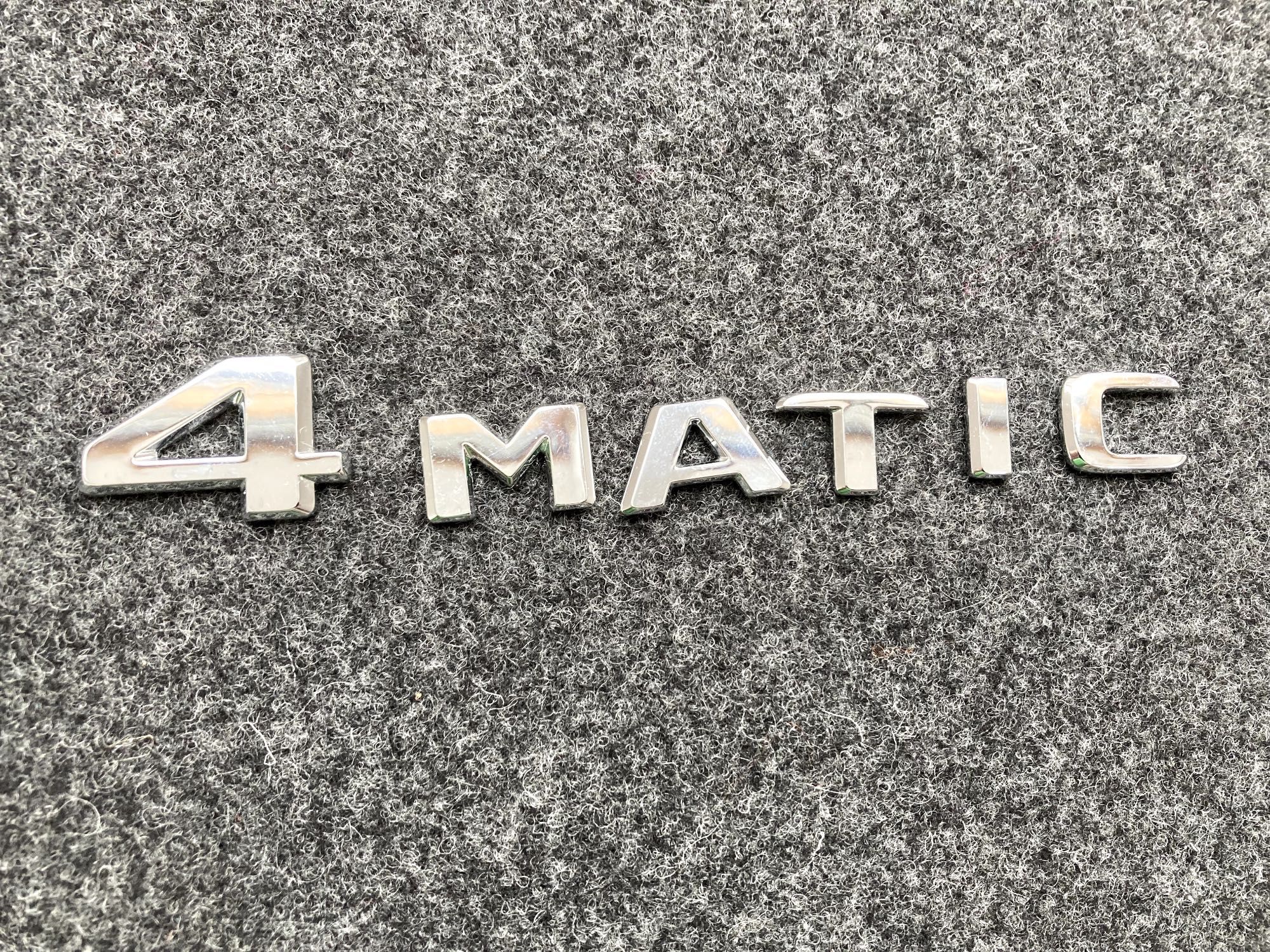 Emblemat/znaczek/logo MERCEDES A250 "4matic"