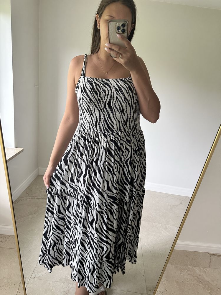 Sukienka zebra rozmiar 44-46 F&F wiskoza