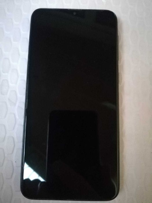 Смартфон Samsung SM-A105F/DS