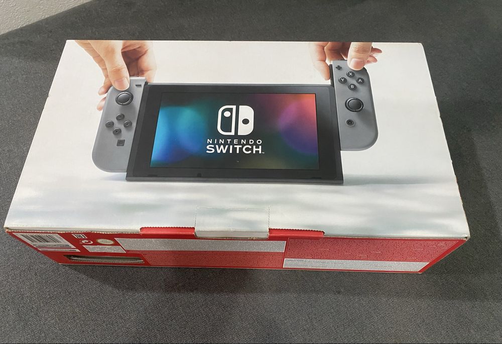 Nintendo switch + 3 jogos + Bolsa