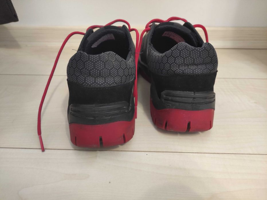 Męskie buty robocze Steitz Secura SK60 ESD SRC 41 26,5 cm jak nowe